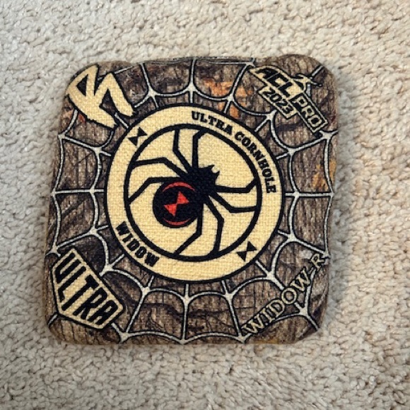 ULTRA Cornhole Bags Ultra Widow R Camo Rare ACL Stamped - Picture 3 of 5